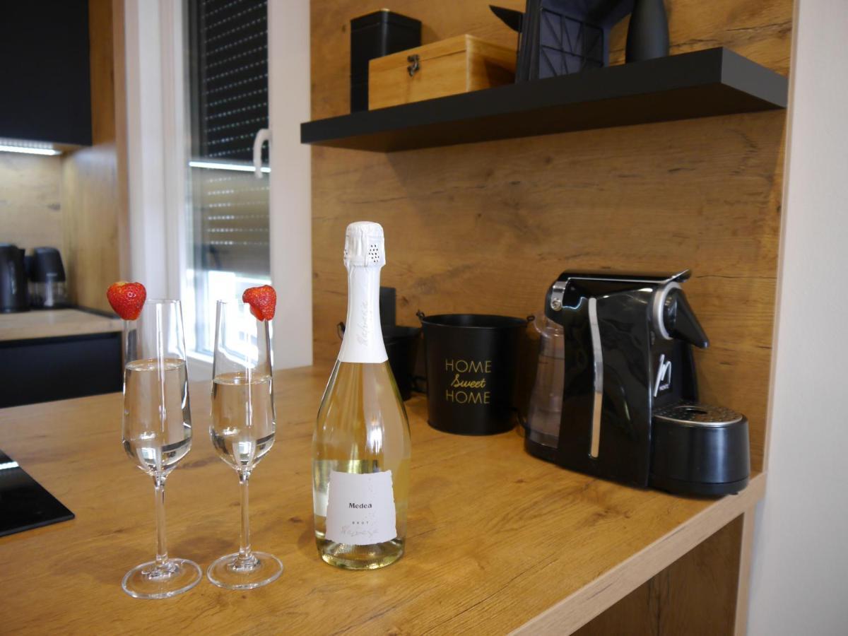 Apartment "Mon Ami" Трогир Екстериор снимка