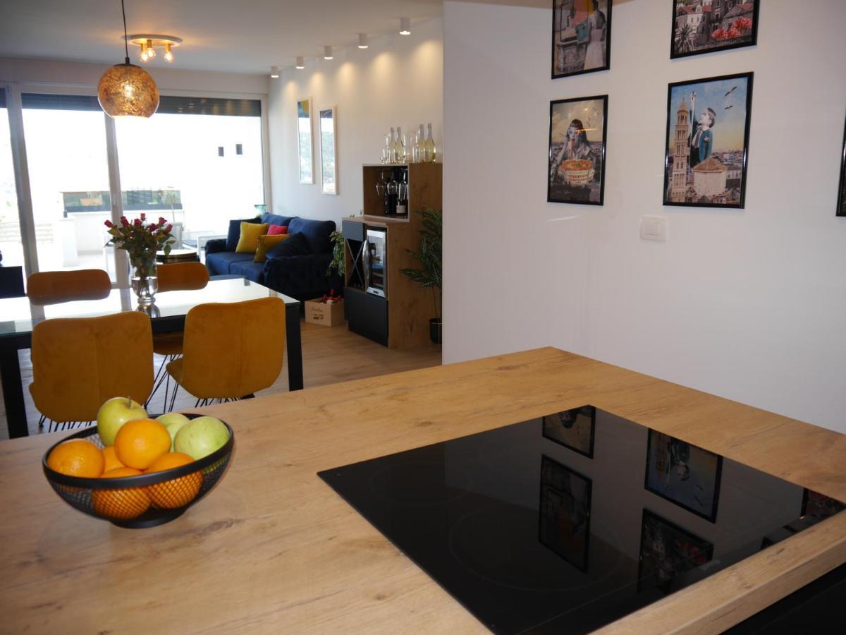 Apartment "Mon Ami" Трогир Екстериор снимка