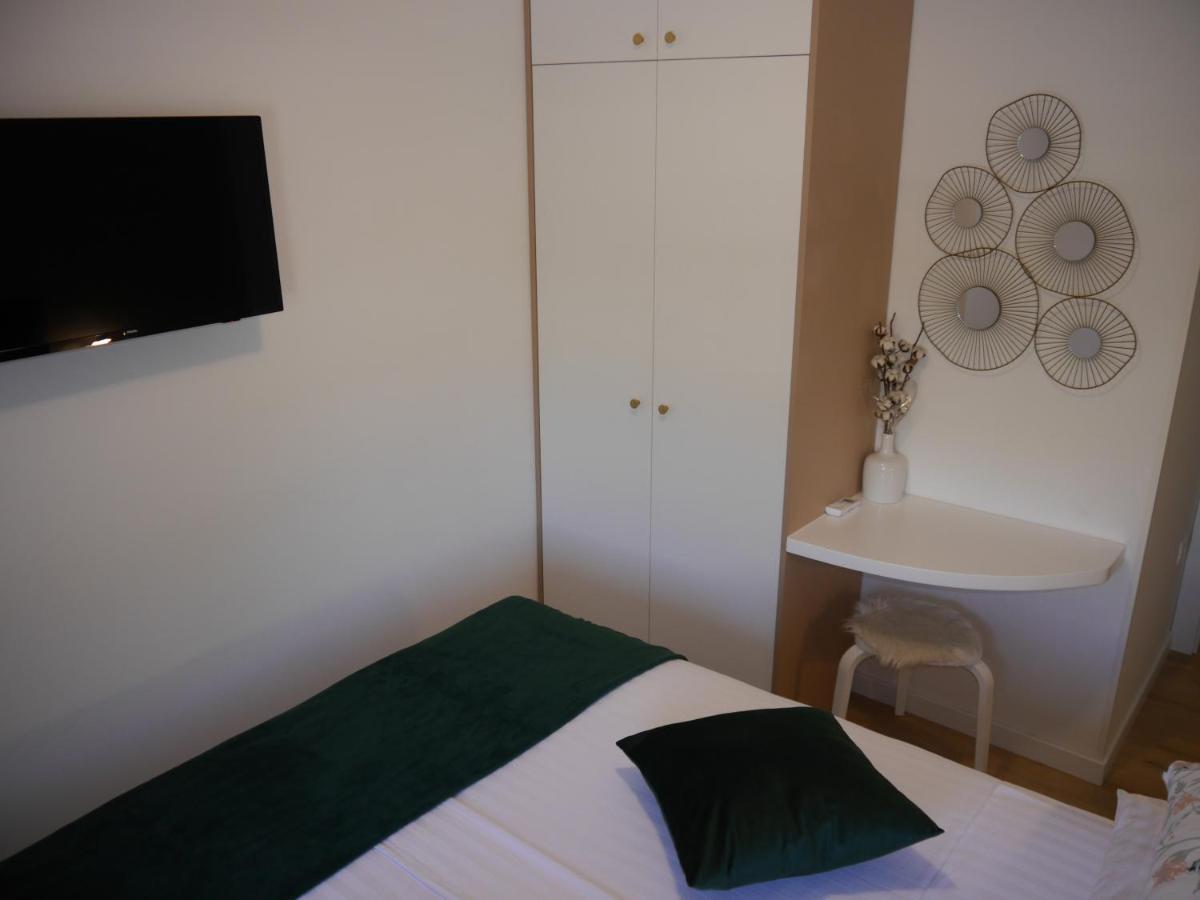 Apartment "Mon Ami" Трогир Екстериор снимка