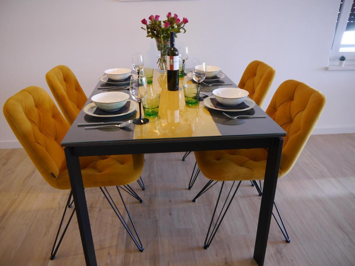 Apartment "Mon Ami" Трогир Екстериор снимка