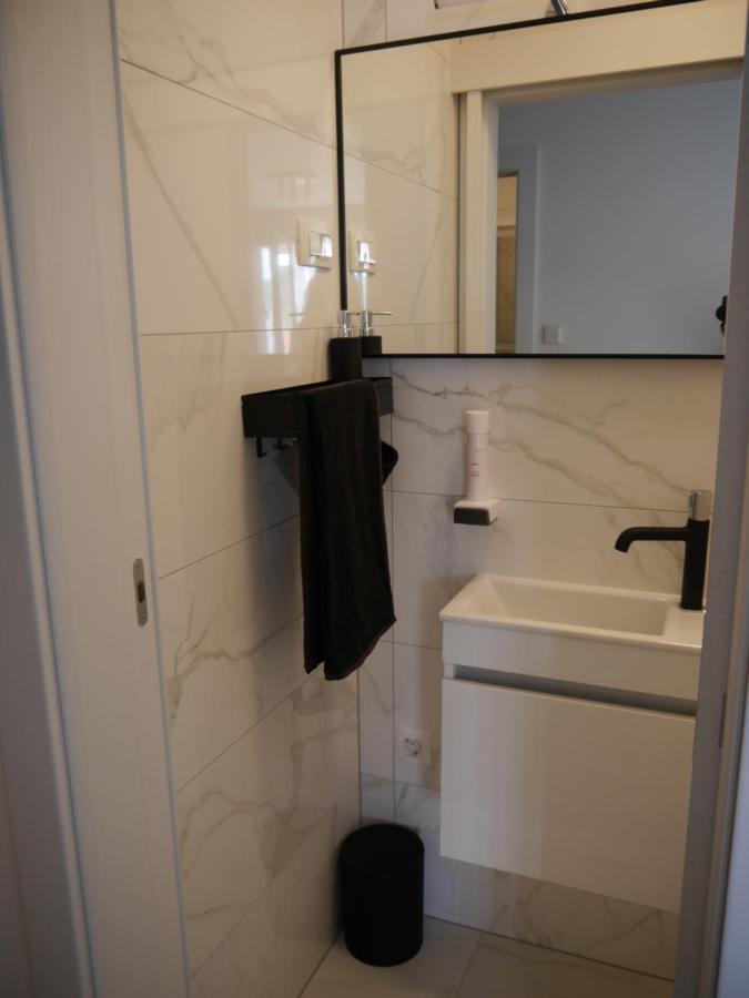 Apartment "Mon Ami" Трогир Екстериор снимка