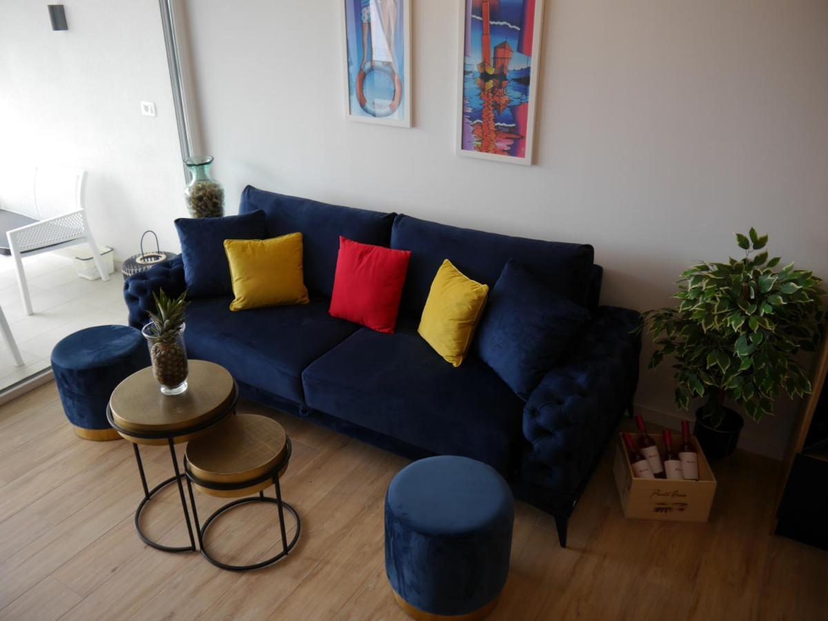 Apartment "Mon Ami" Трогир Екстериор снимка